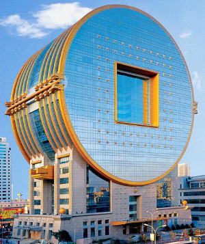 Building shaped like Chinese cash coins